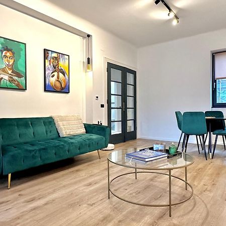 Peaceful Condo For Romantic Getaways Near Black Church - 3Min Walk Brašov Exteriér fotografie