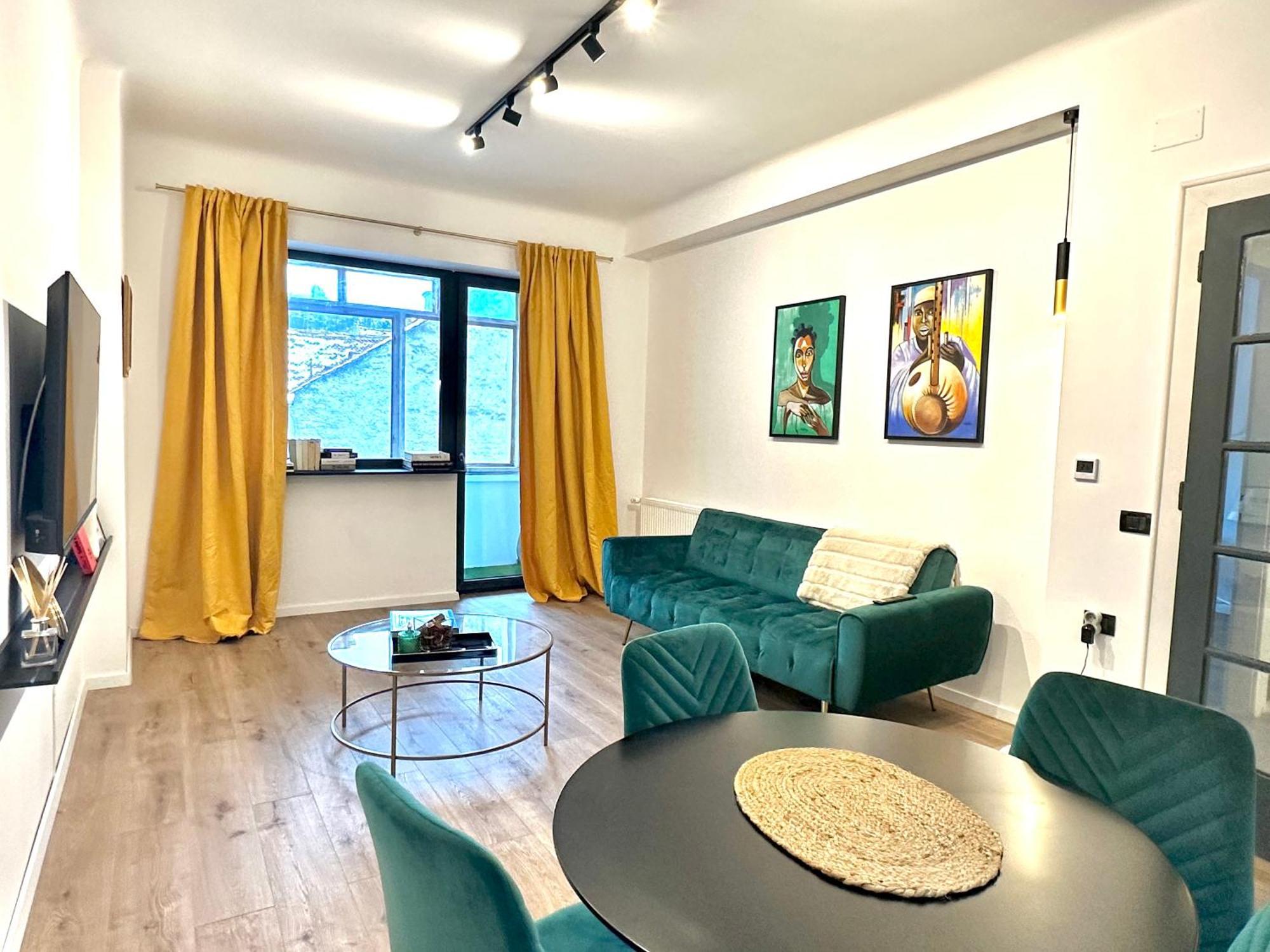 Peaceful Condo For Romantic Getaways Near Black Church - 3Min Walk Brašov Exteriér fotografie